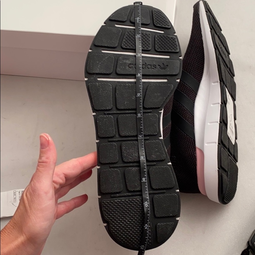 Adidas Swiftrun black and light pink mesh running sneakers 11 - Picture 7 of 8